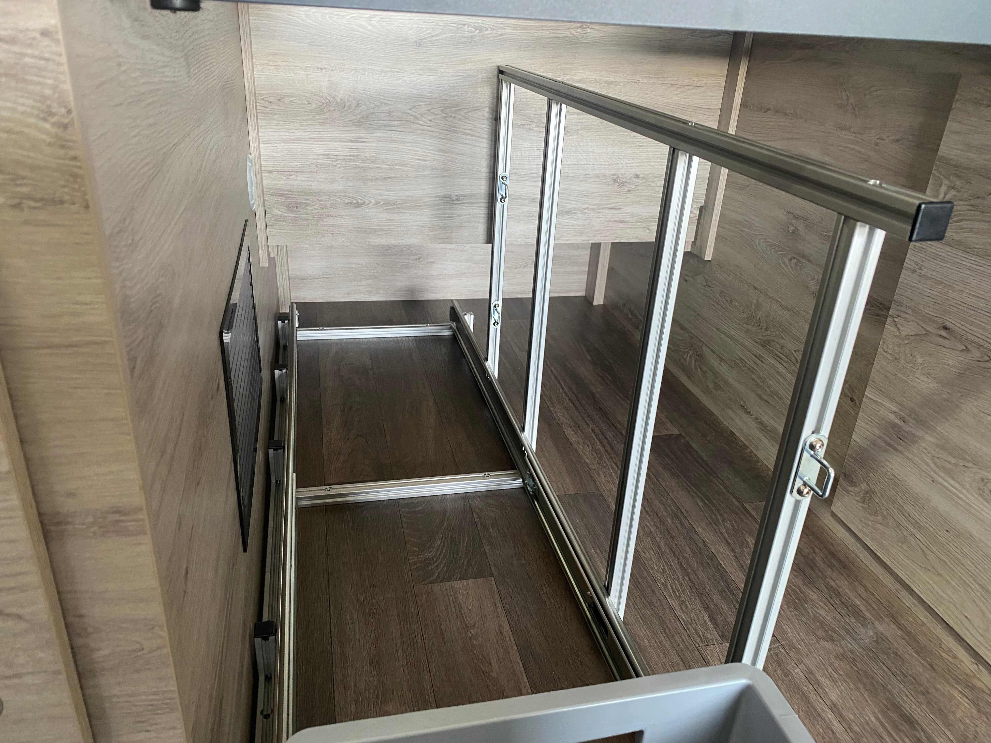 Rear pull-out camper van standard 800mm x 600mm